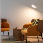 Homey Apartment Central