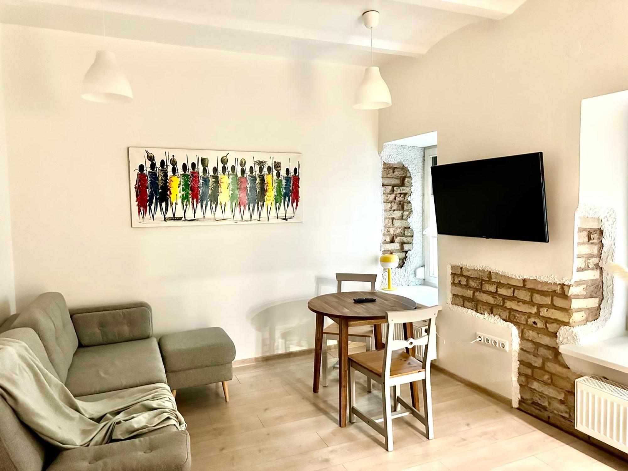 Apartment Homey