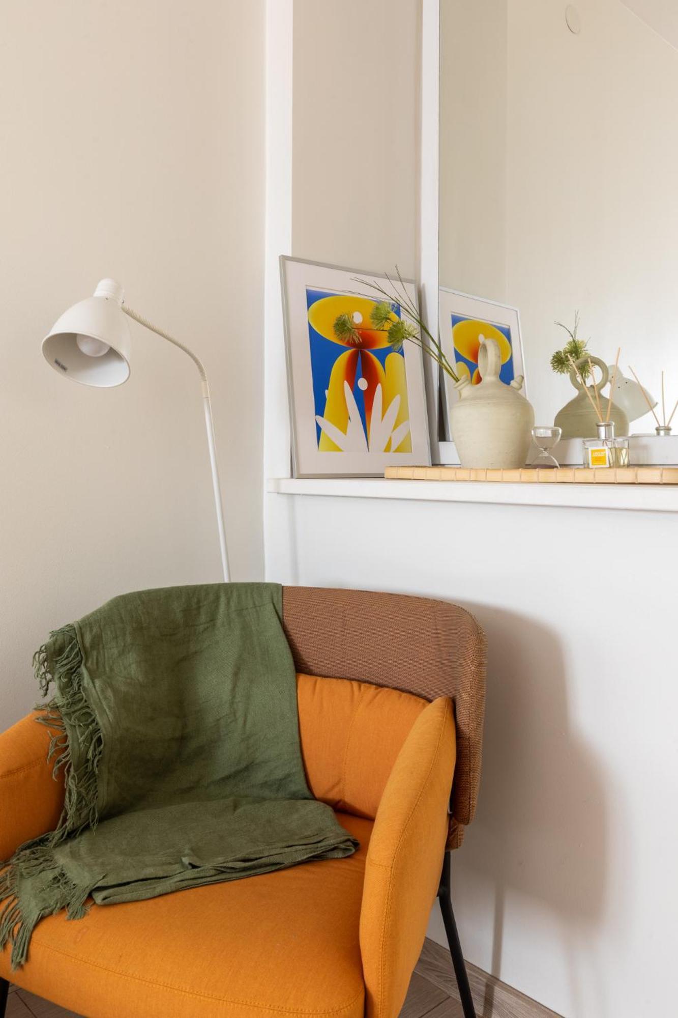 Apartment Homey
